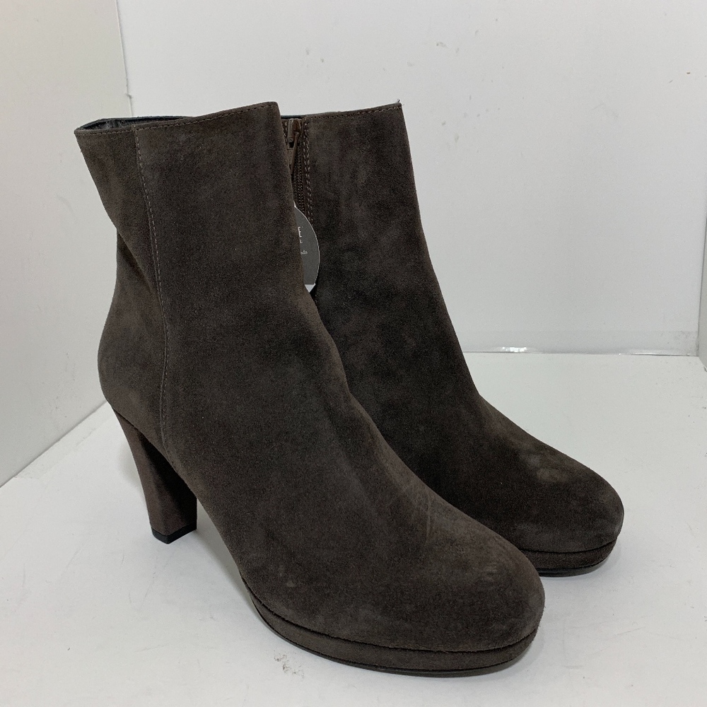 La Canadienne Brown Suede Waterproof Ankle Boots - Picture 2 of 8